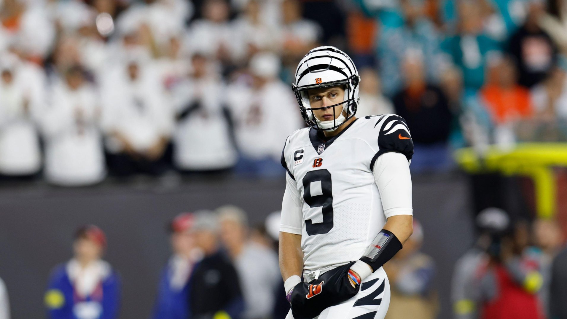 The latest on QB Joe Burrow's extension with the Cincinnati