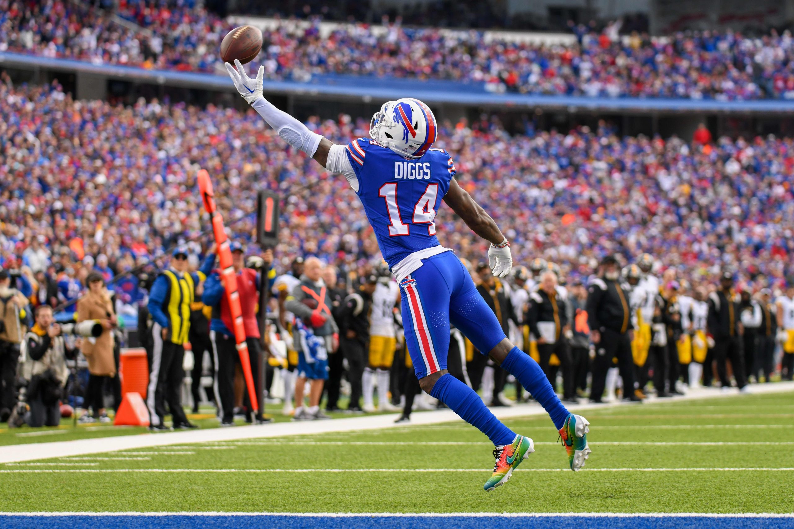 fantasy-football-draft-strategy-round-by-round-for-10-team-leagues-picks-8-10