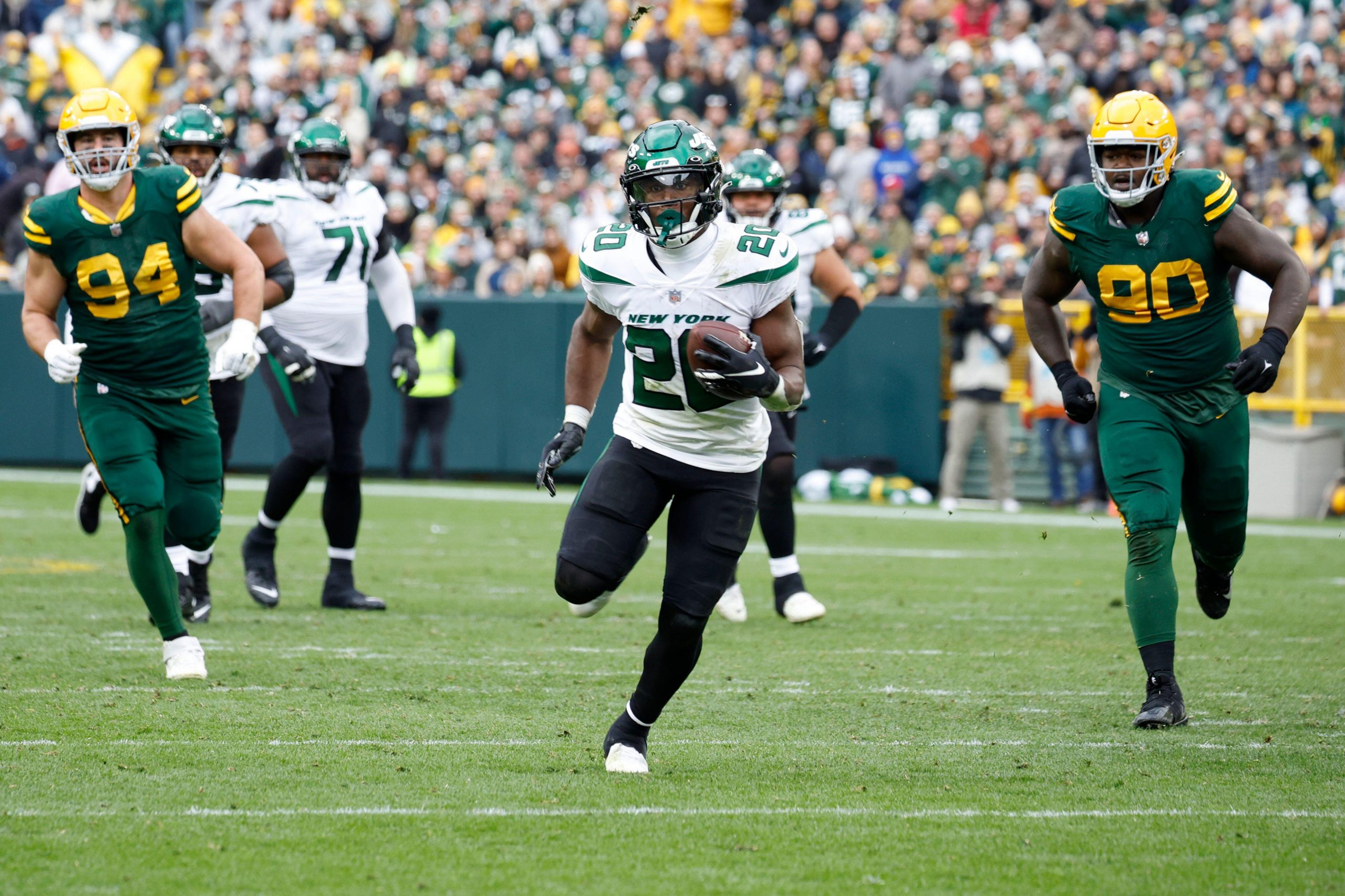 fantasy-football-2023-one-must-draft-player-every-nfl-division-breece-hall-marvin-mims