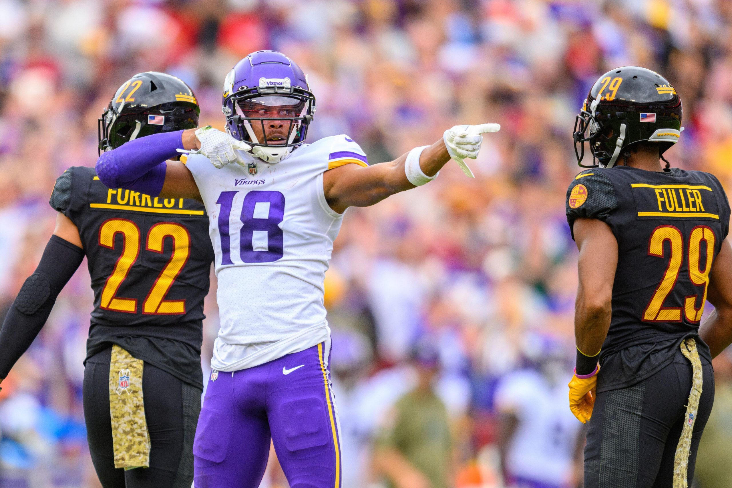 Minnesota Vikings wide receiver Justin Jefferson's second TD catch of 2023  gets Vikings on board vs. Panthers