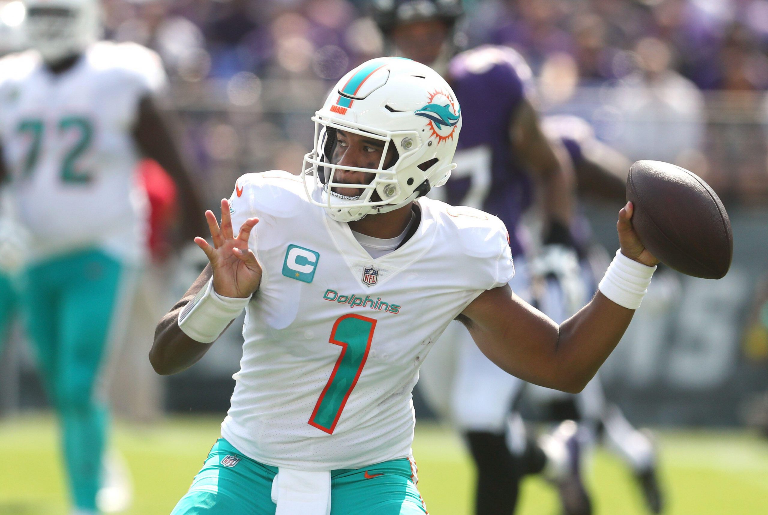 nfl-tua-tagovailoa-maintain-mvp-level-production-miami-dolphins