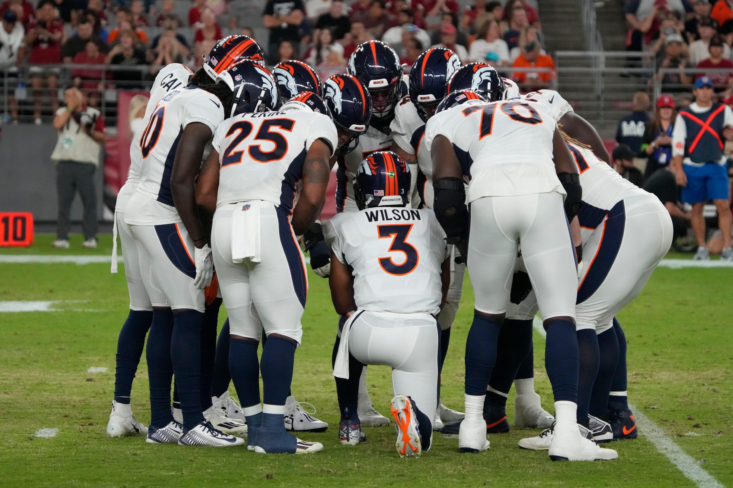 nfl-team-needs-tracker-free-agents-2024-nfl-draft-prospects-2023