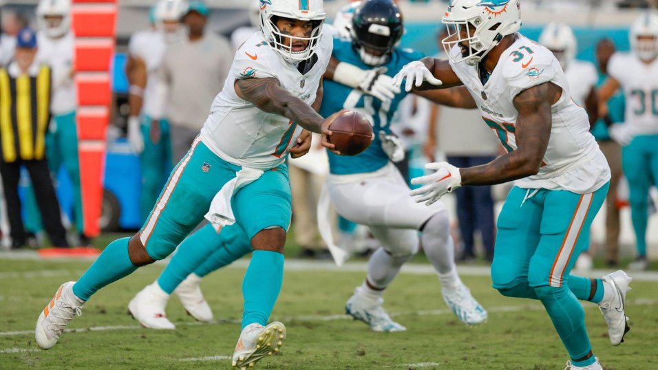 ESPN ranks Miami Dolphins quarterback unit as 11th best in NFL