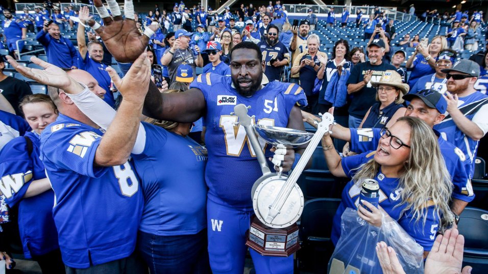 Bombers' fans out in full force ahead of West Final