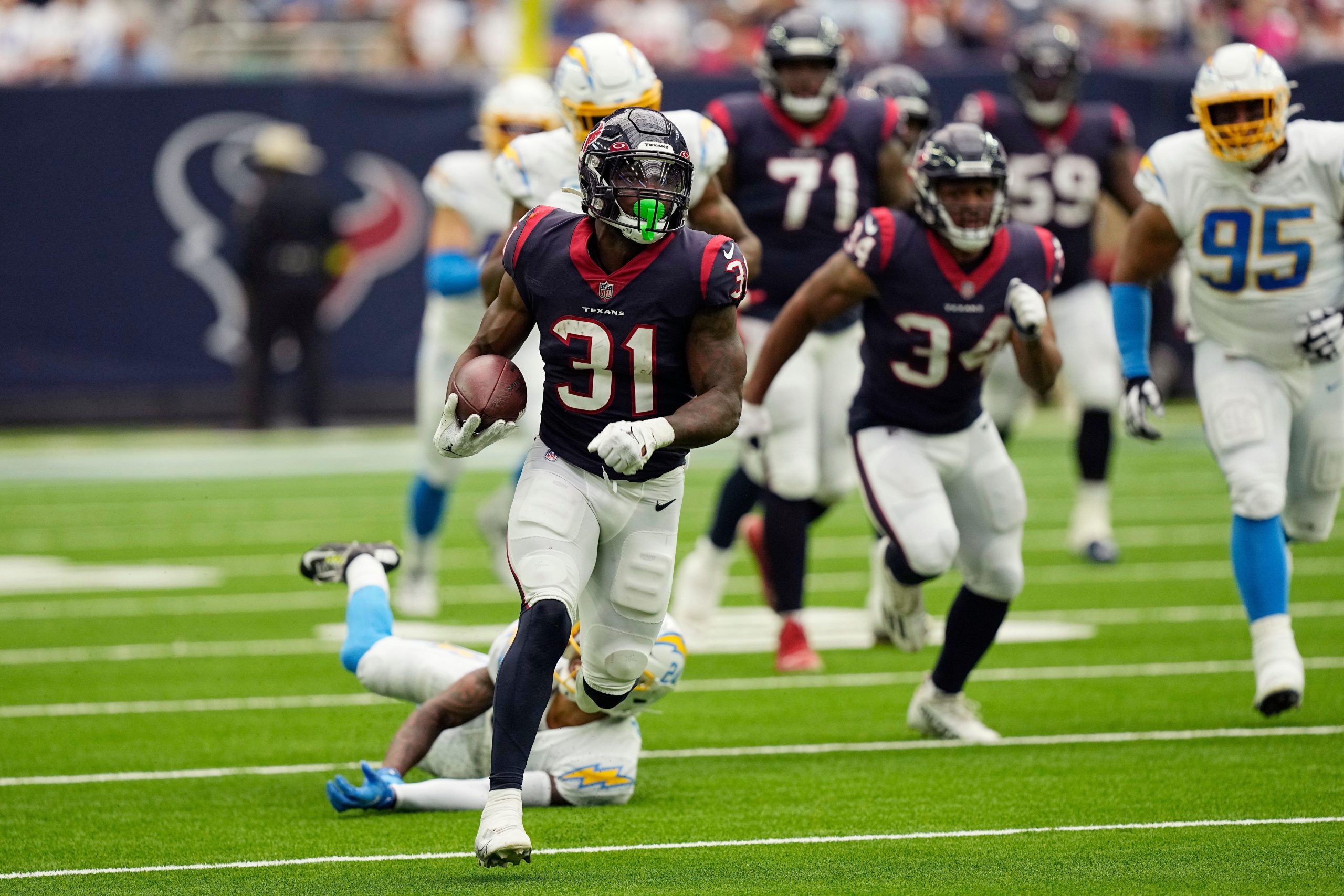 bet-best-2023-nfl-prop-bets-fantasy-football-projections