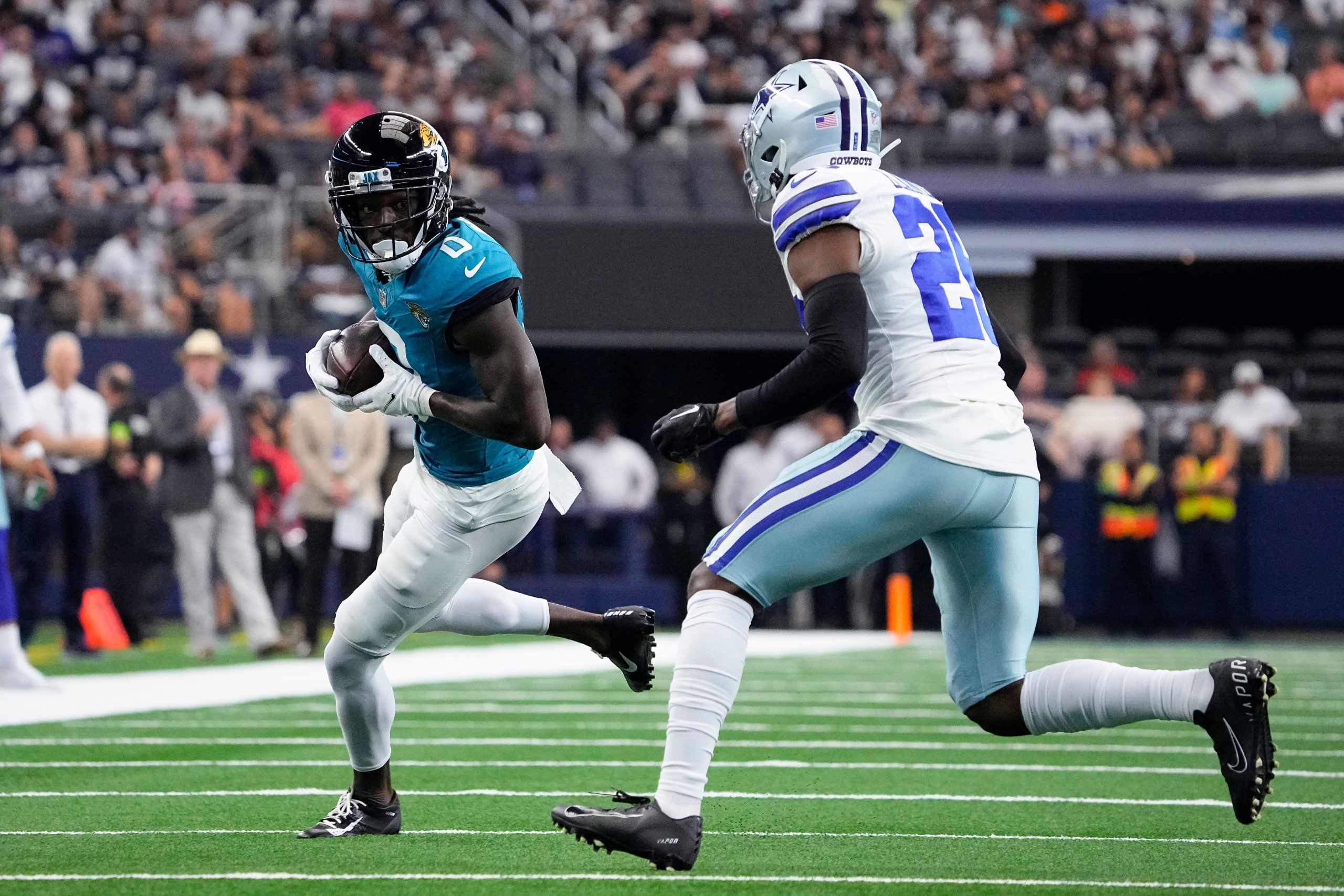 fantasy-football-week-1-three-wr-cb-matchups-target-avoid-2023