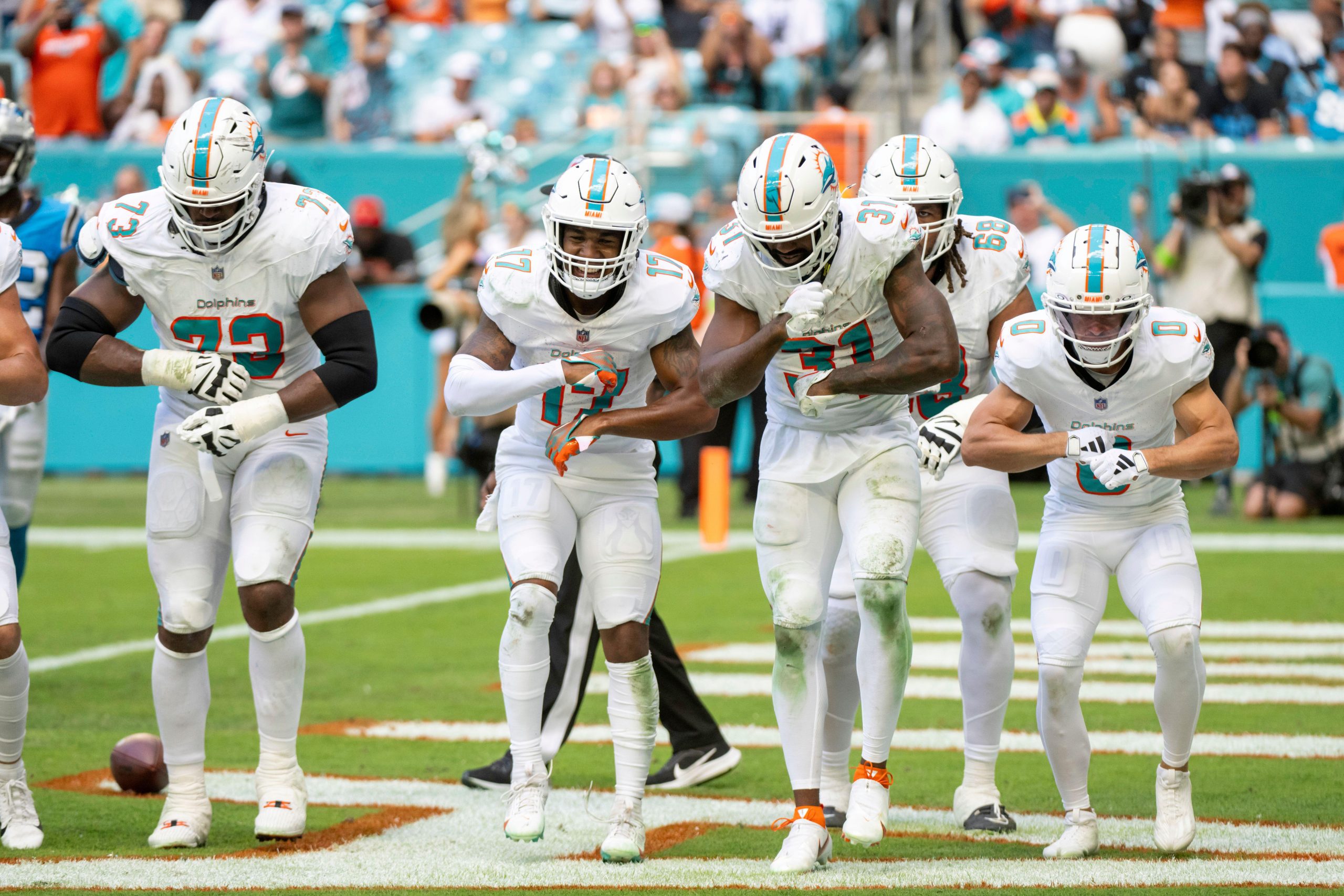 bet-nfl-week-7-same-game-parlays-bet-on-the-miami-dolphins-offense-to-take-advantage-of-the-philadelphia-eagles-secondary
