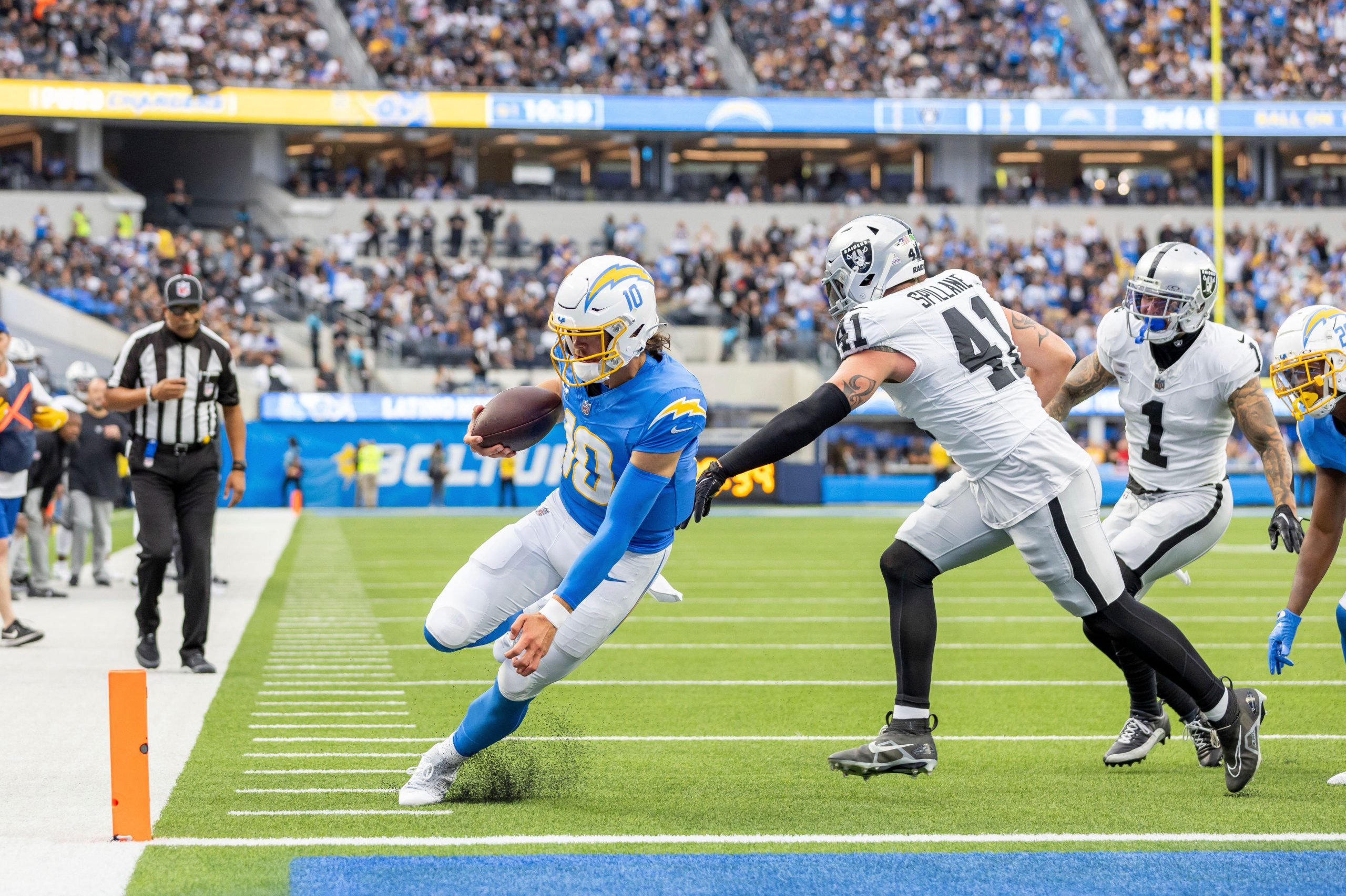 nfl-week-4-game-recap-los-angeles-chargers-24-las-vegas-raiders-17