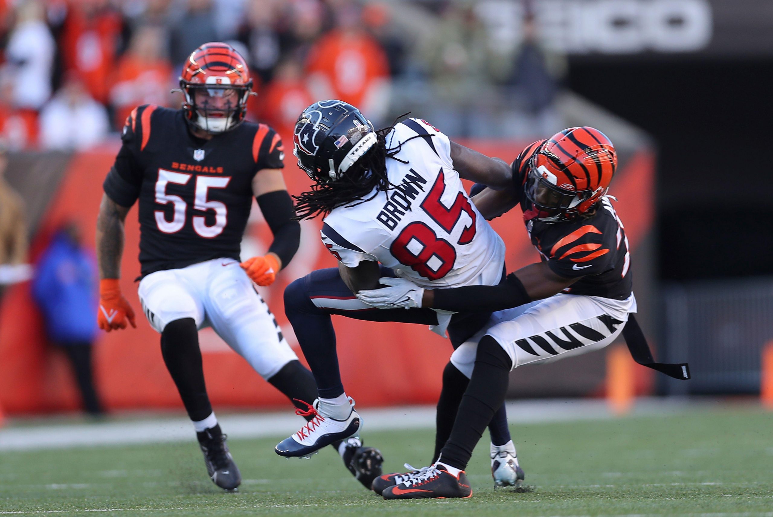 fantasy-football-waiver-wire-week-10-5-to-add-drop-buy-low-sell-high