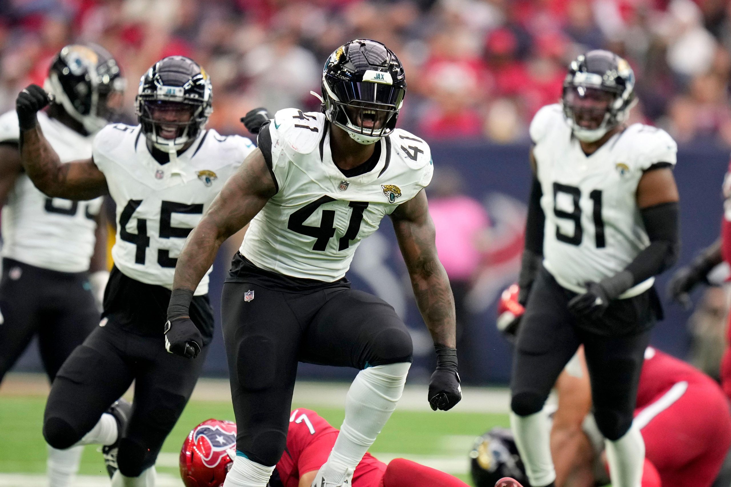 2024 NFL Free Agency Rankings: Edge Defenders