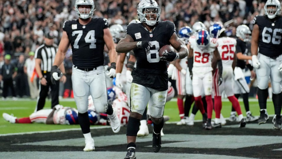 Las Vegas Raiders, New York Giants Week 9 Game Review - Silver And Black  Pride