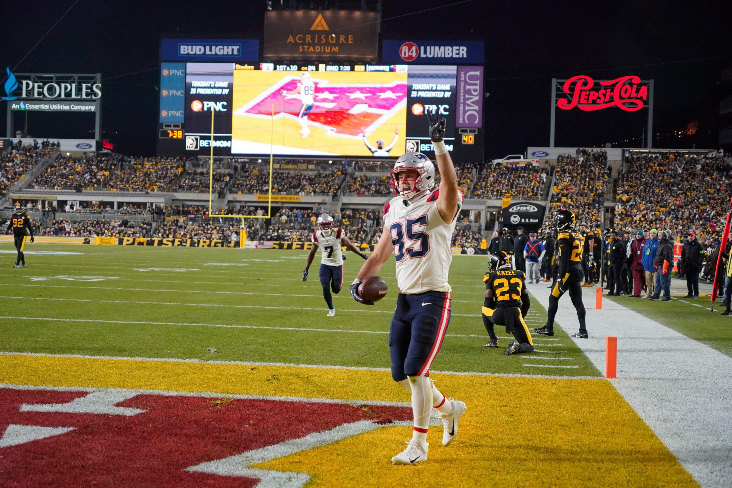 fantasy-football-nfl-week-14-recap-immediate-takeaways-from-patriots-steelers-thursday-night-football