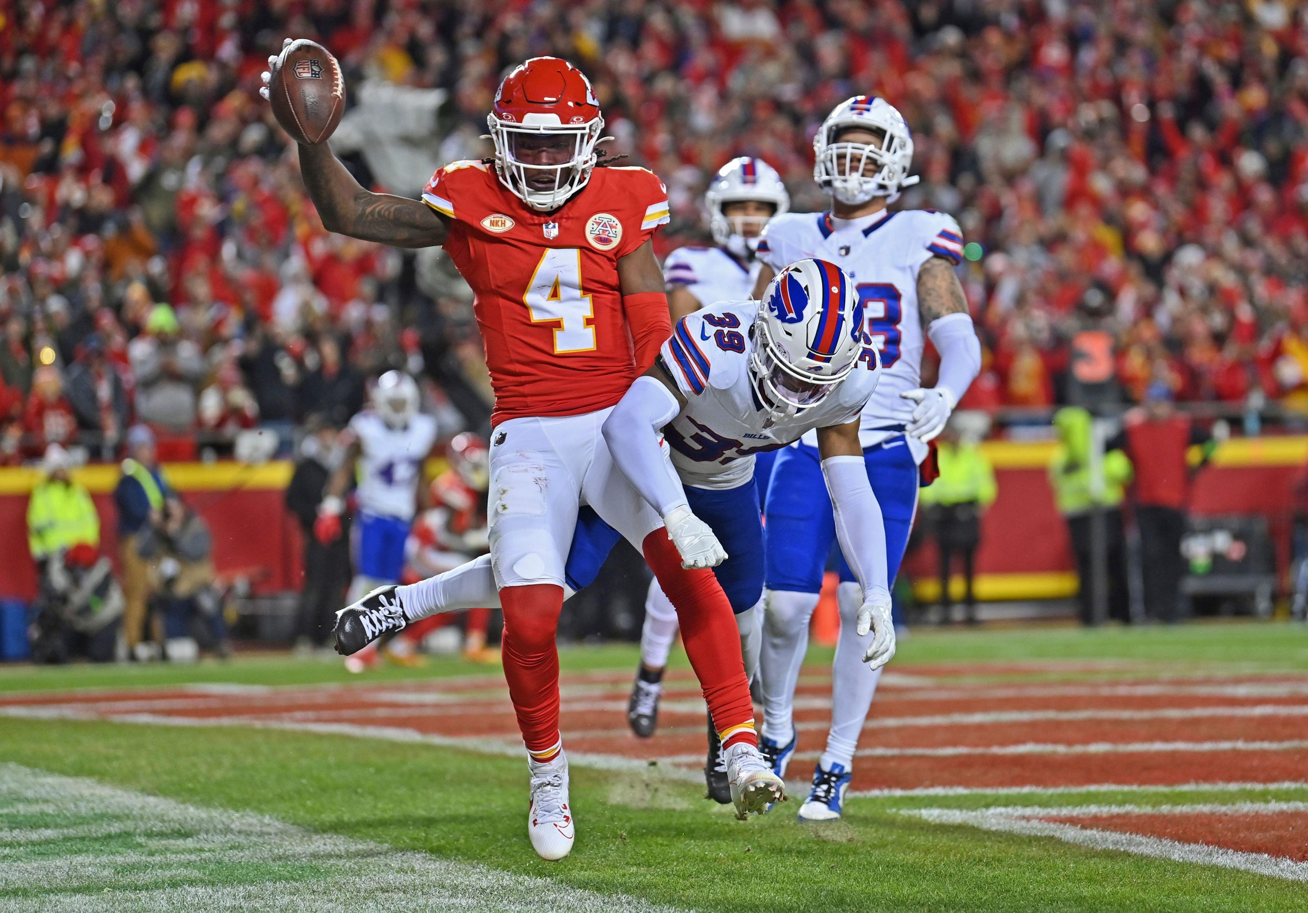 fantasy-football-nfl-week-15-fantasy-football-start-em-sit-em-2023