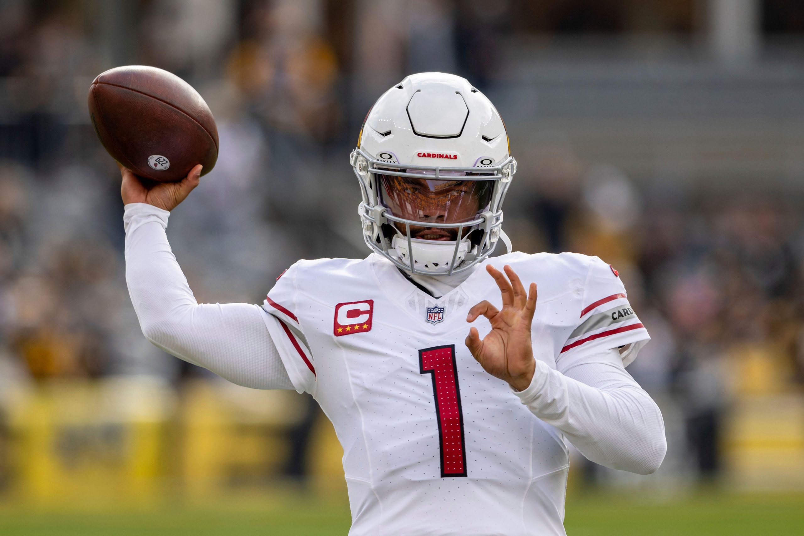 fantasy-football-darkhorse-candidates-to-finish-as-qb1-in-2024