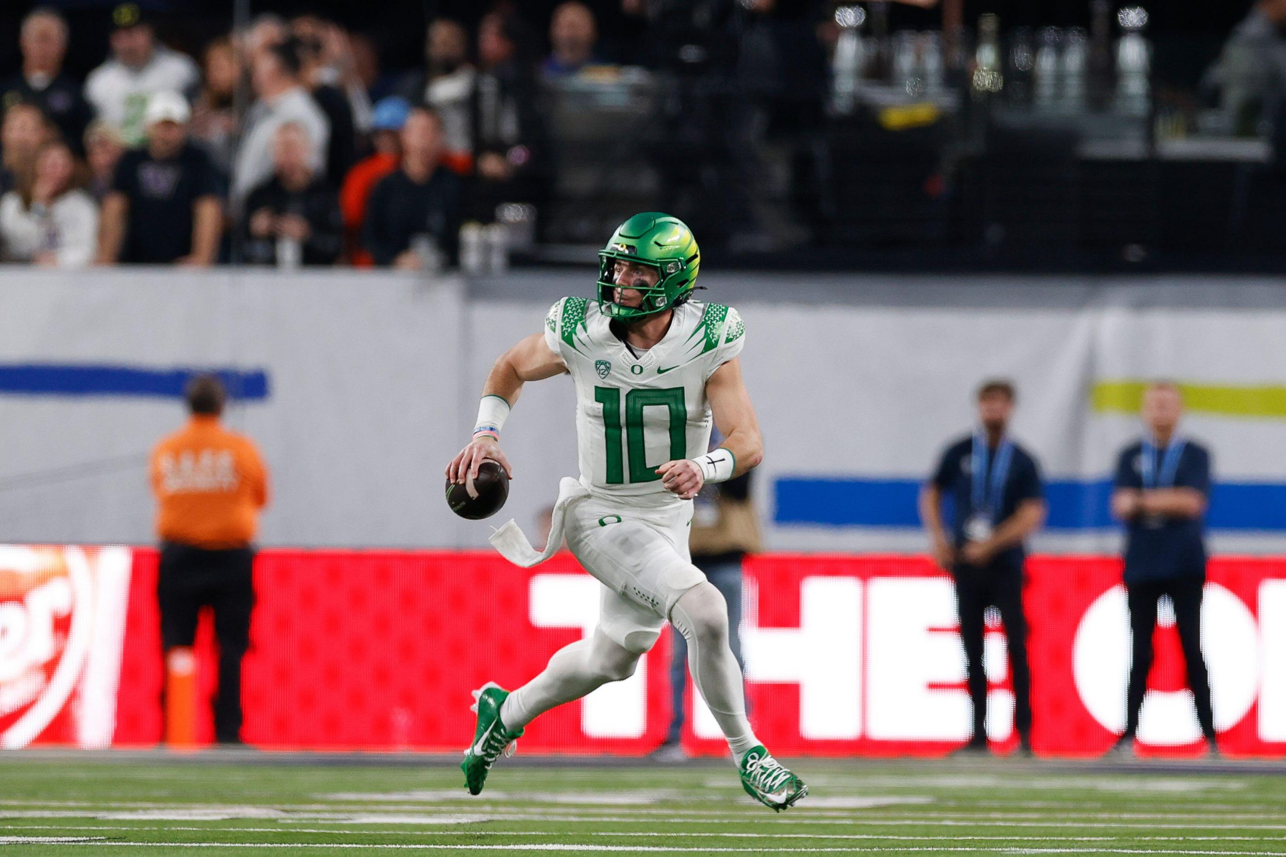 college-football-vrbo-fiesta-bowl-liberty-flames-oregon-ducks-preview