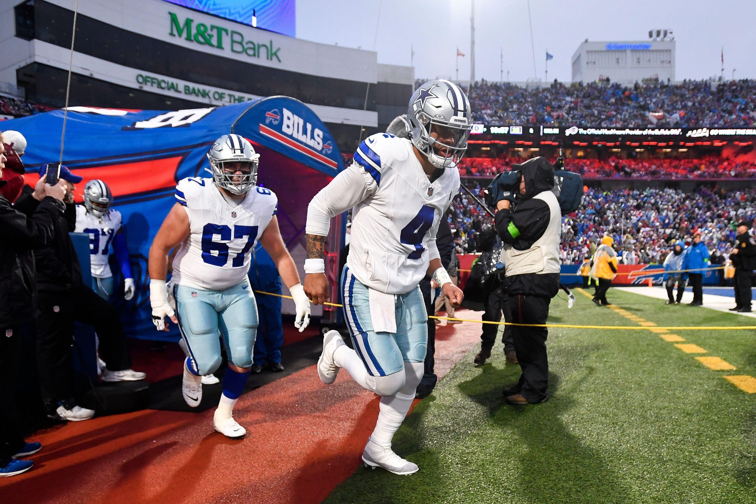 fantasy-football-qb-matchups-streamer-of-the-week-16-rankings-2023