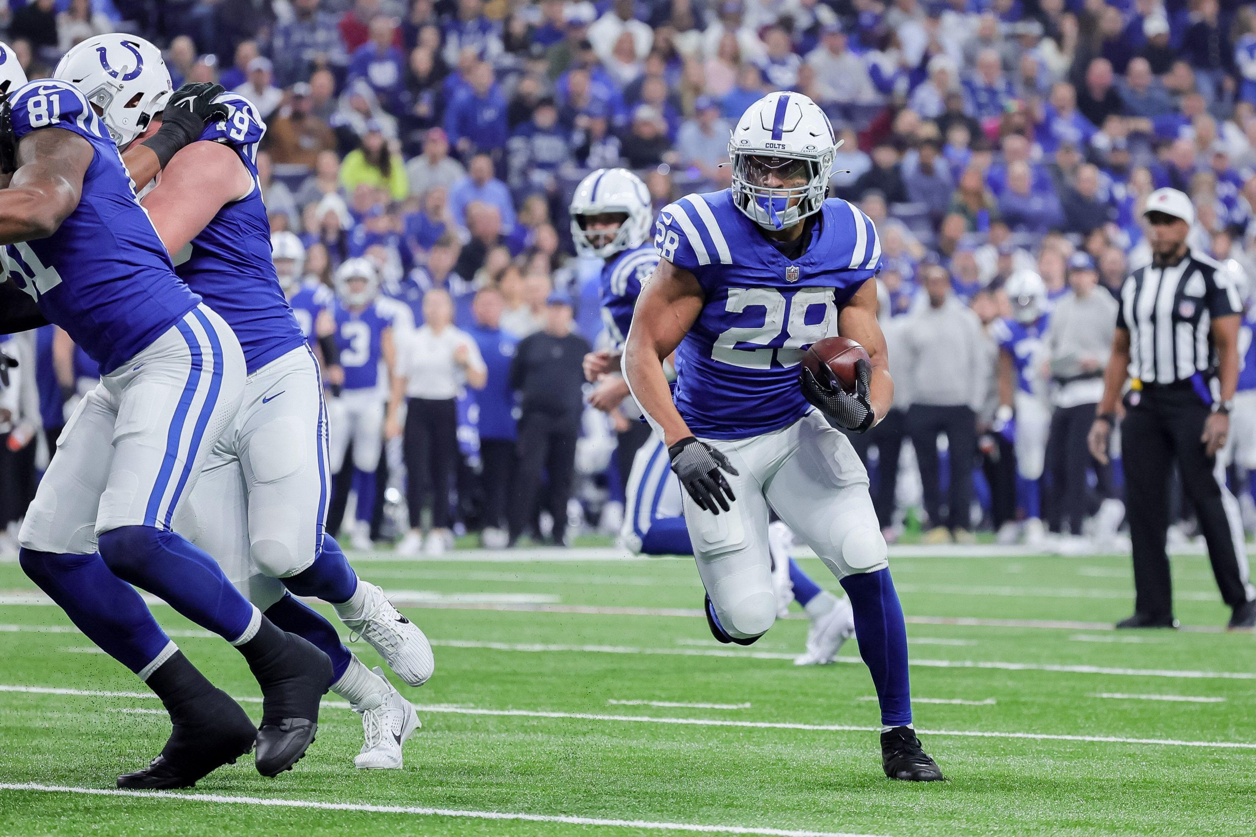 Fantasy Football 5th Pick 10 Team League Perfect 2024 fantasy football draft strategy, round by round for 10