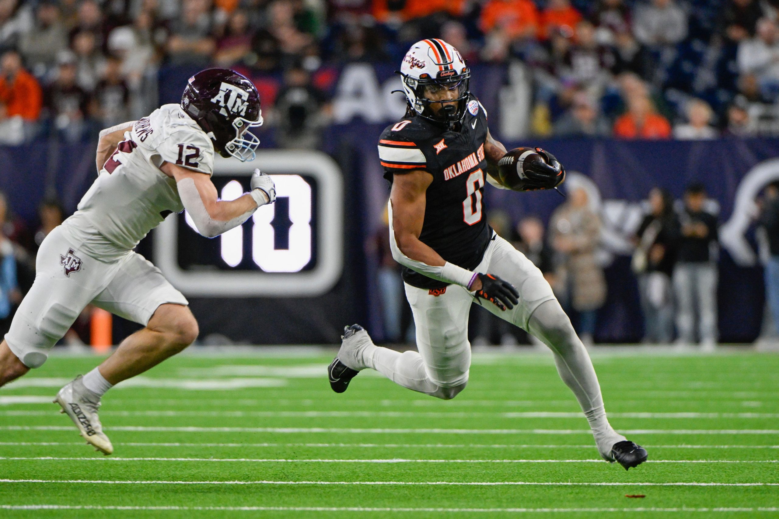 college-football-the-top-10-returning-running-backs-for-the-2024-season