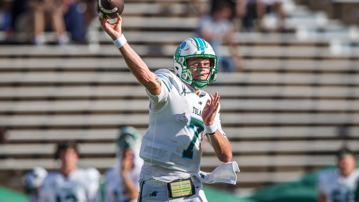 2024 NFL Draft Collegetopro projections for Tulane QB Michael Pratt