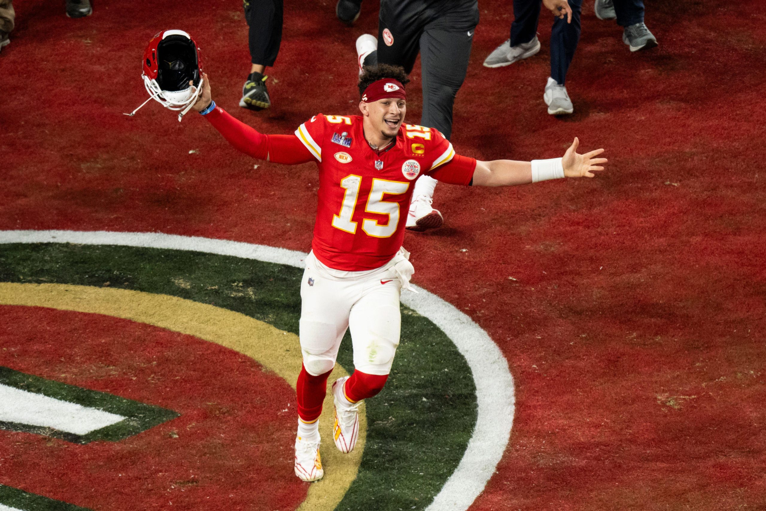 fantasy-football-10-tips-to-win-your-fantasy-football-league-2024