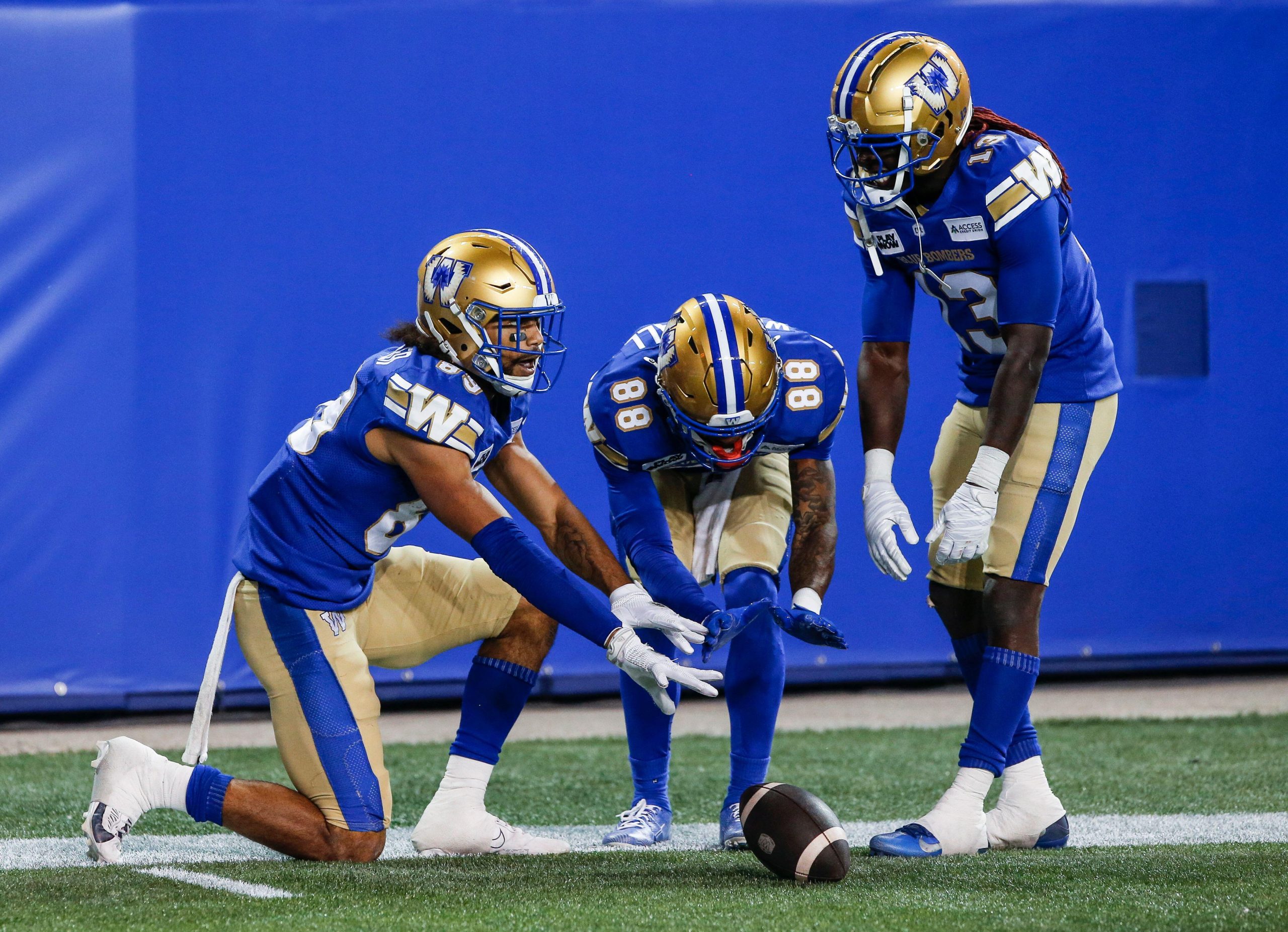 cfl-week-17-pff-team-of-the-week-player-awards