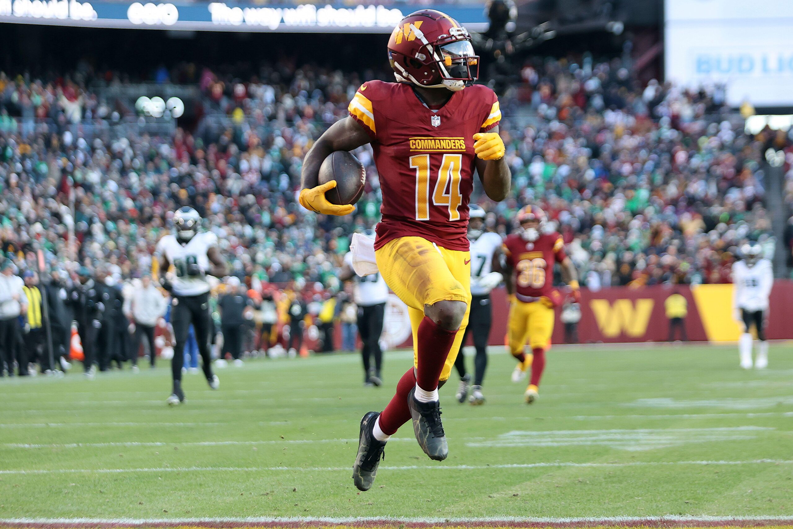 fantasy-football-10-biggest-reactions-to-nfl-week-16-2024