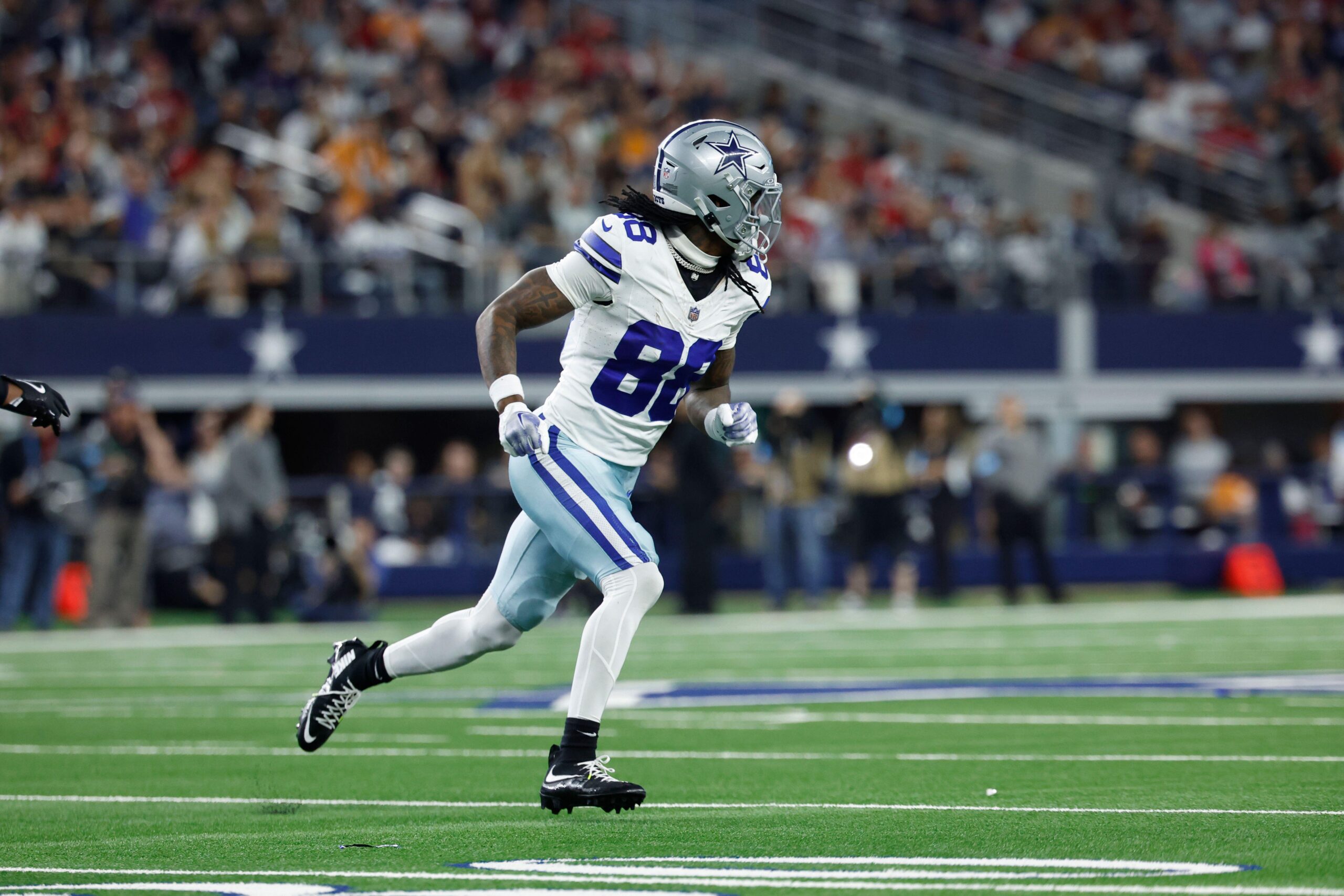 fantasy-football-wide-receiver-report-man-zone-coverage-performance-nfl-week-17-2024