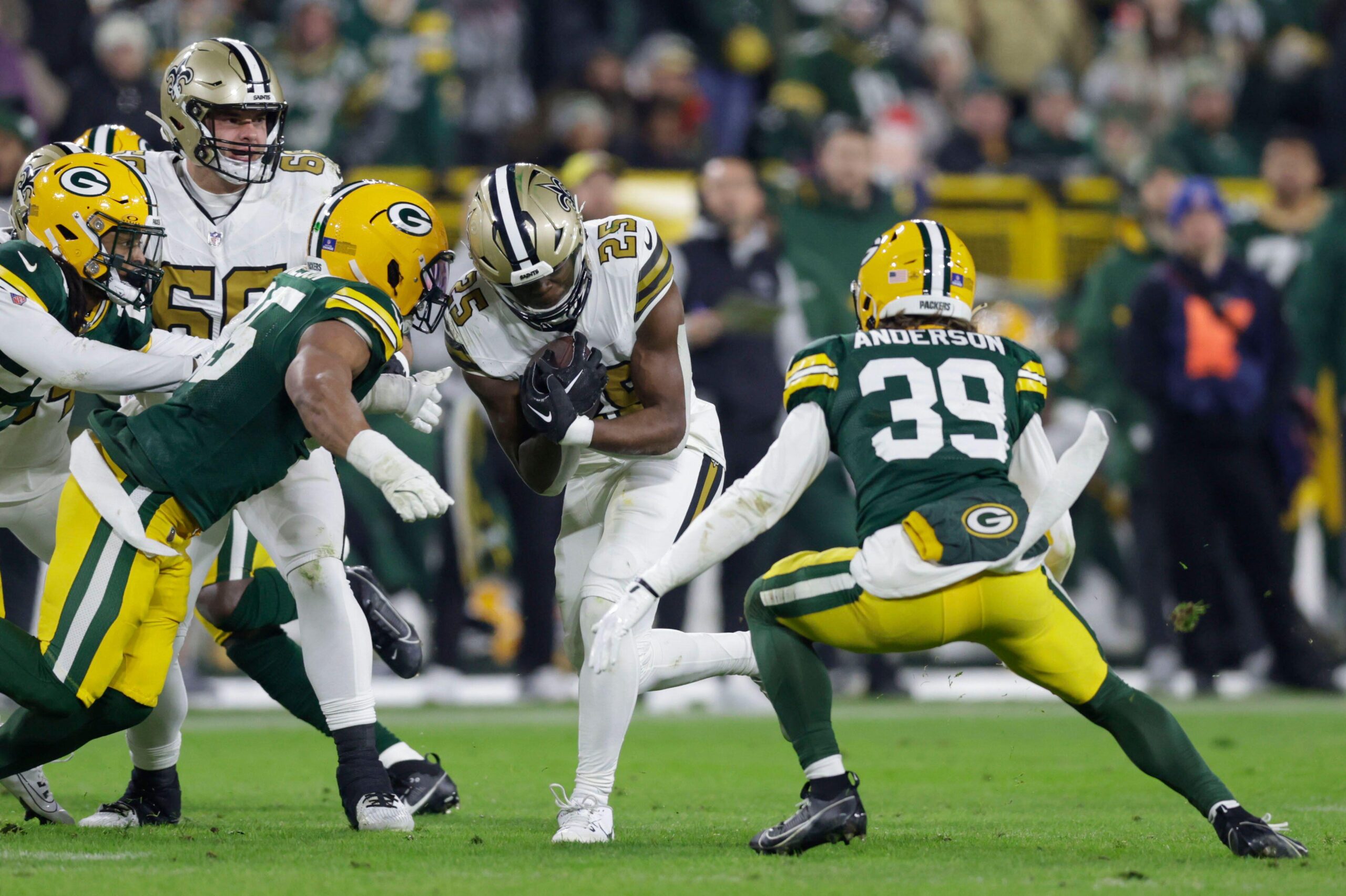 fantasy-football-week-16-recap-immediate-takeaways-saints-packers-monday-night-football-2024