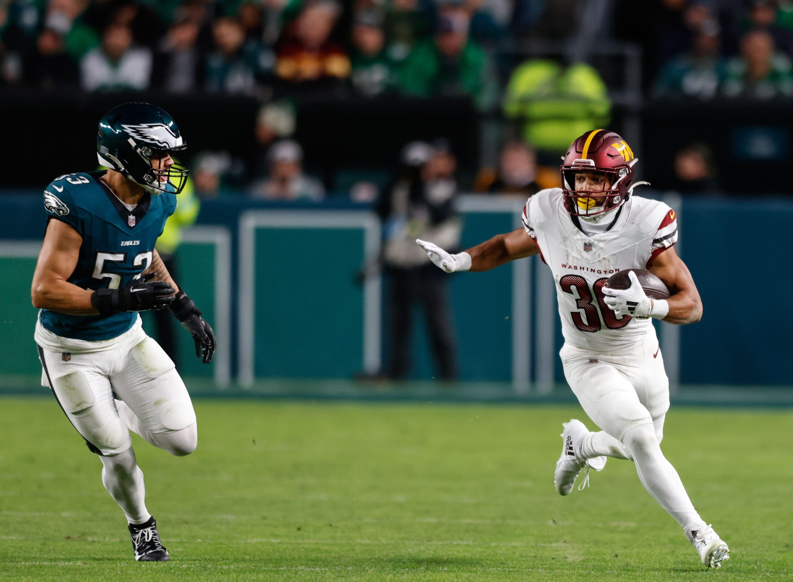 bet-nfl-playoffs-conference-championships-favorite-player-prop-bets-pff-key-insights-2025