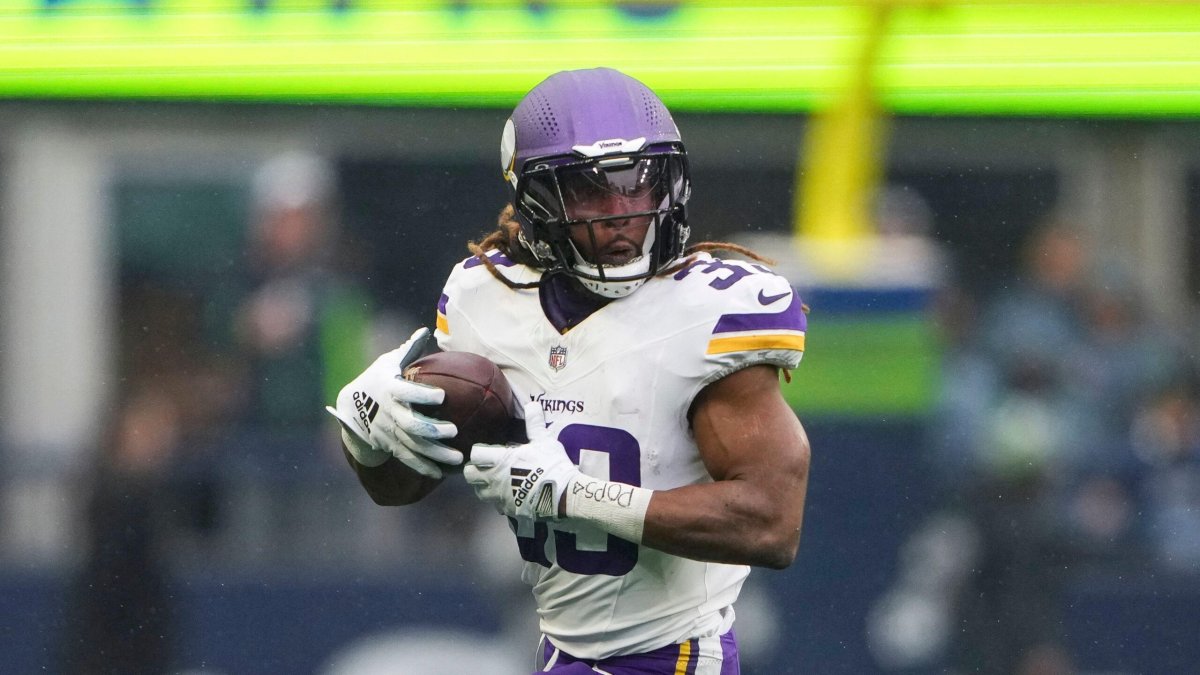 2025 NFL Free Agency: Potential landing spots for top running backs and tight ends