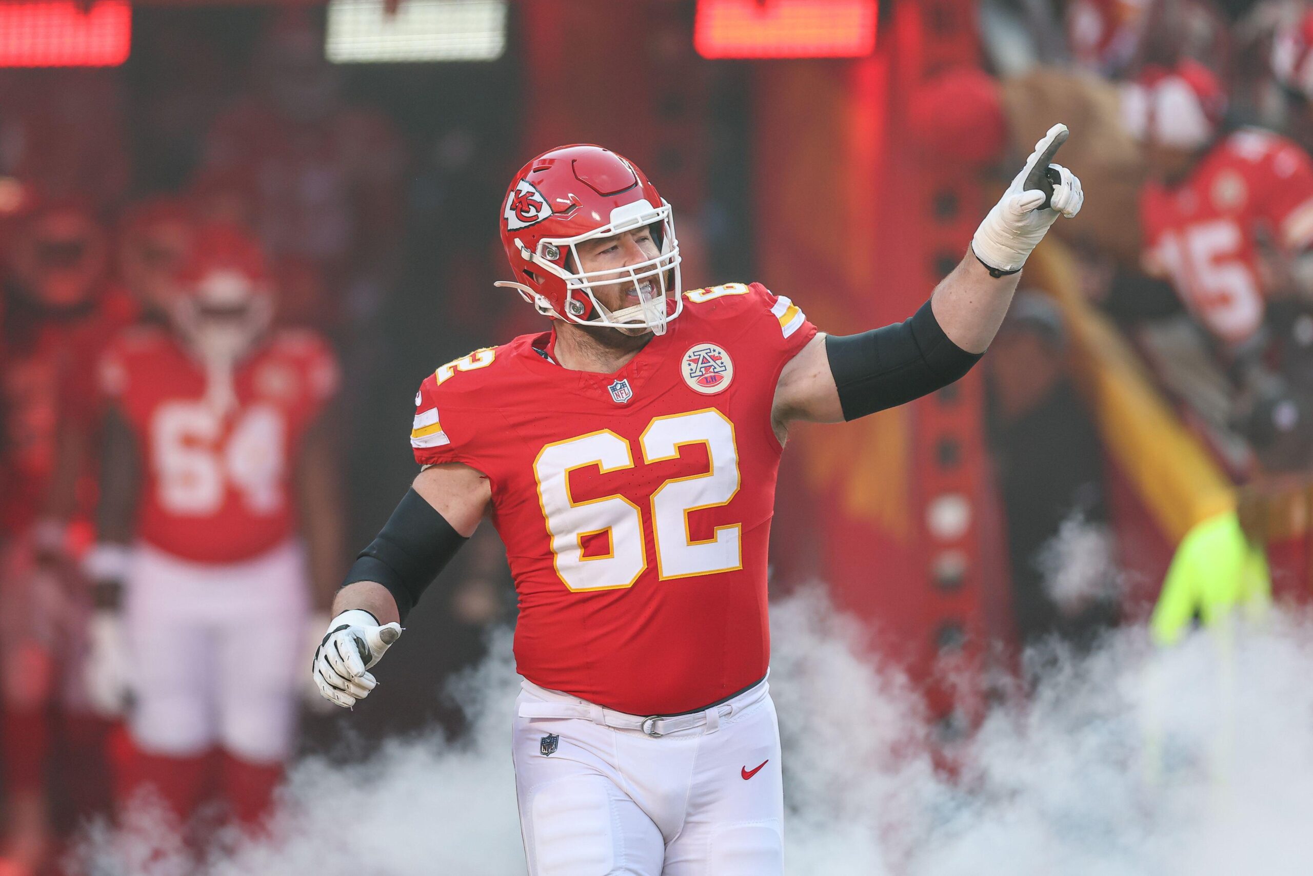 Joe Thuney answered the call to play left tackle in the regular season. Now, the Super Bowl awaits