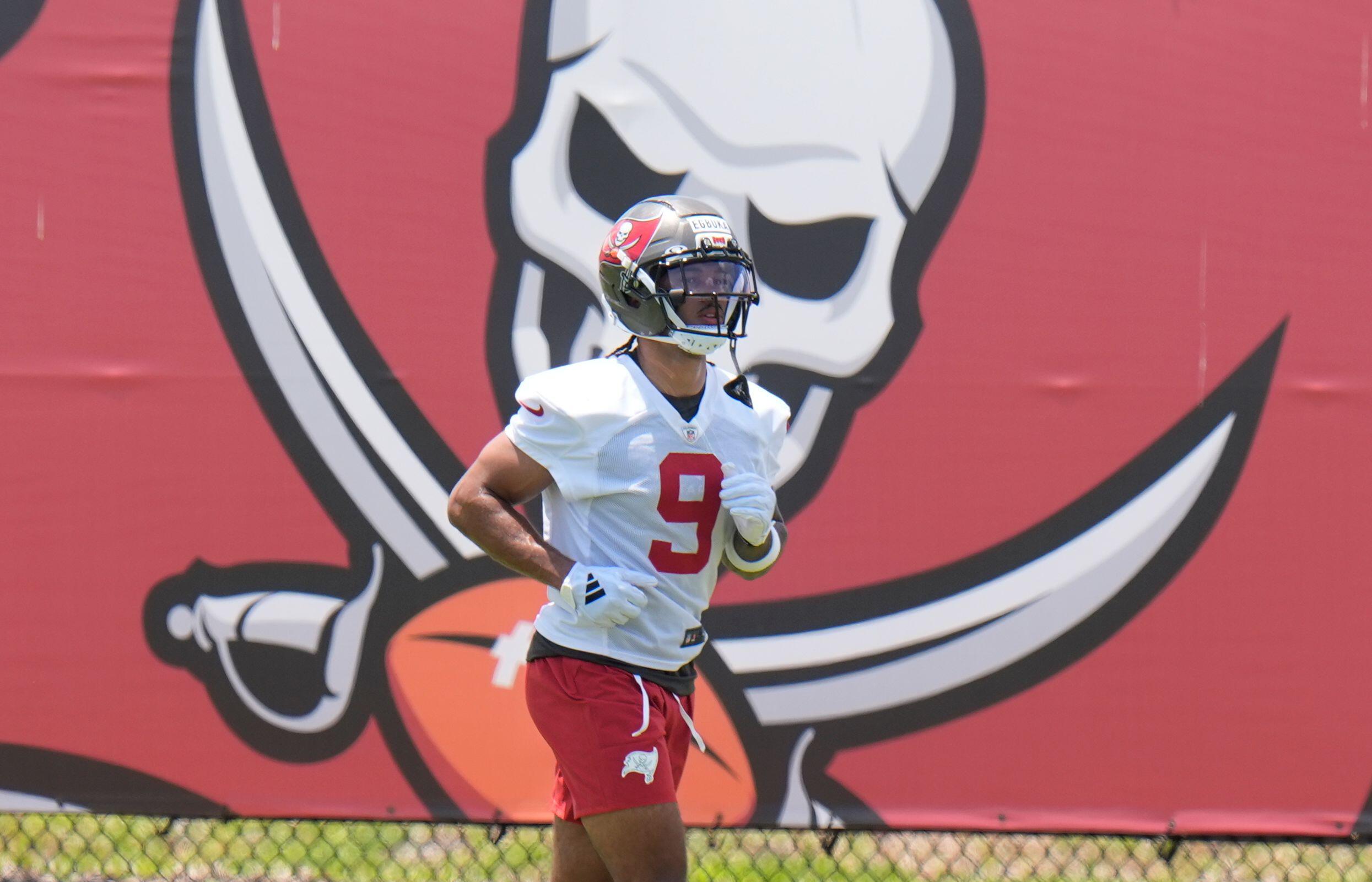fantasy-football-top-rookies-difficult-paths-playing-time-2025