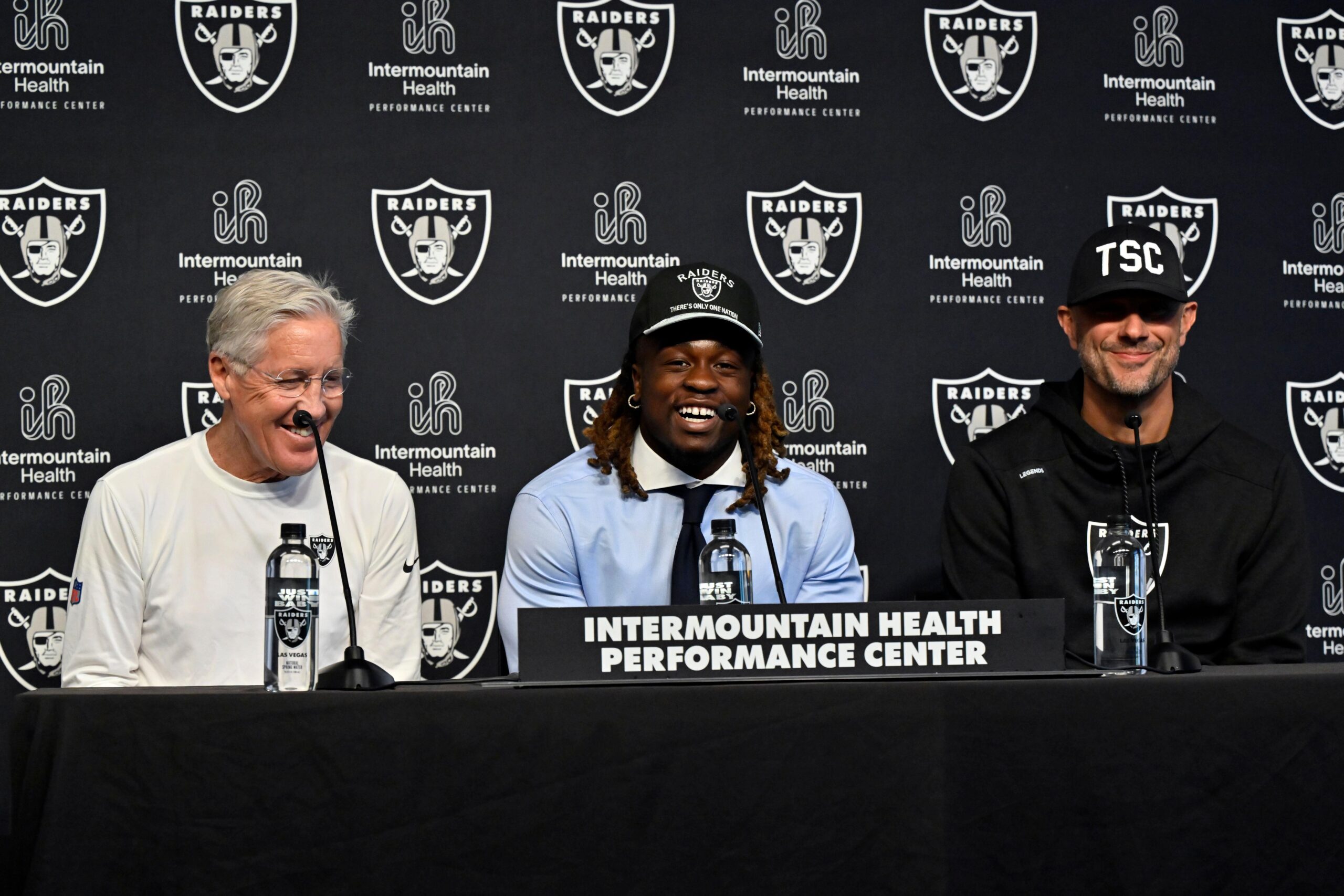 Top 2025 NFL Offensive, Defensive Rookie of the Year candidates