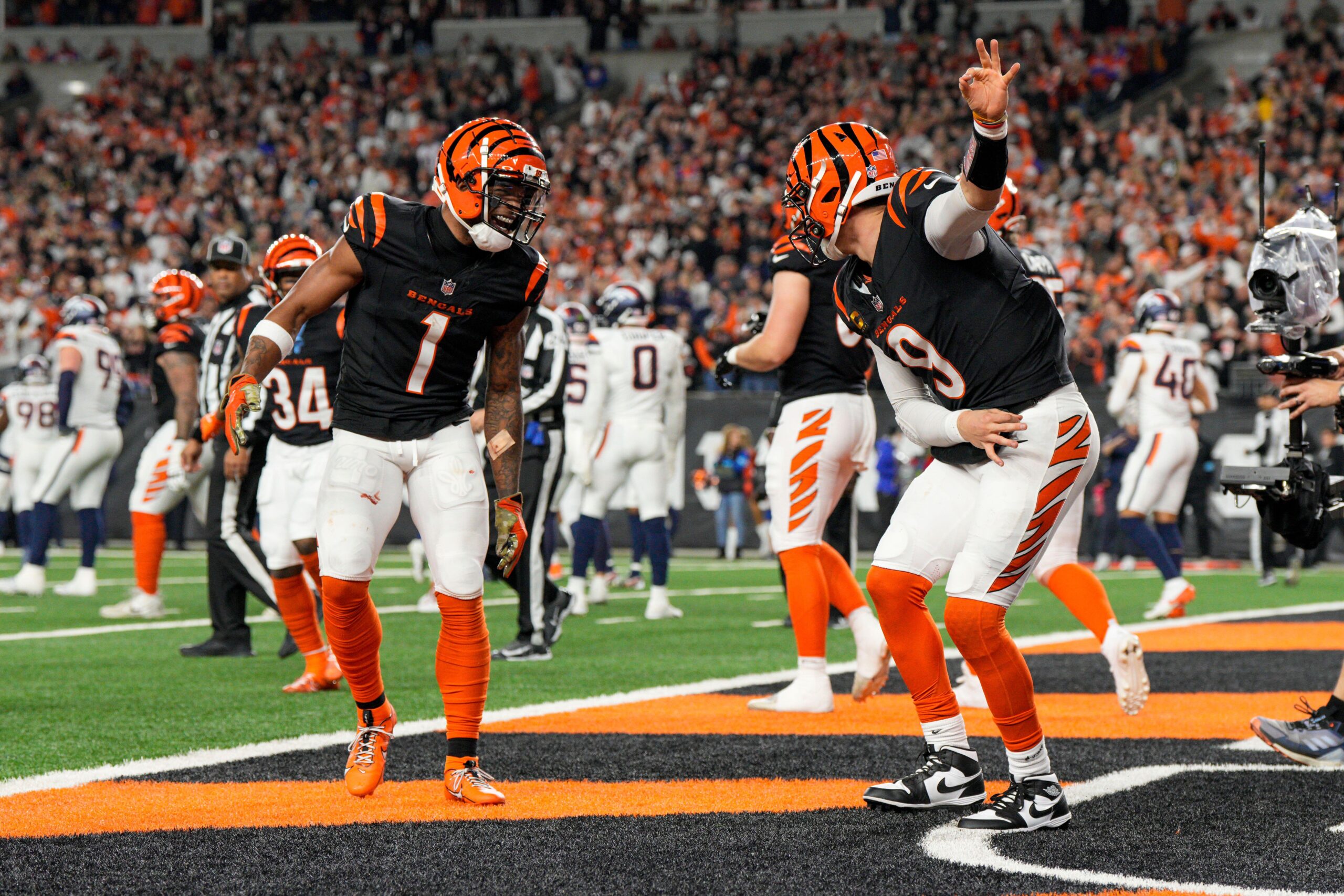 nfl-ranking-top-quarterback-wide-receiver-tight-end-duos-2025