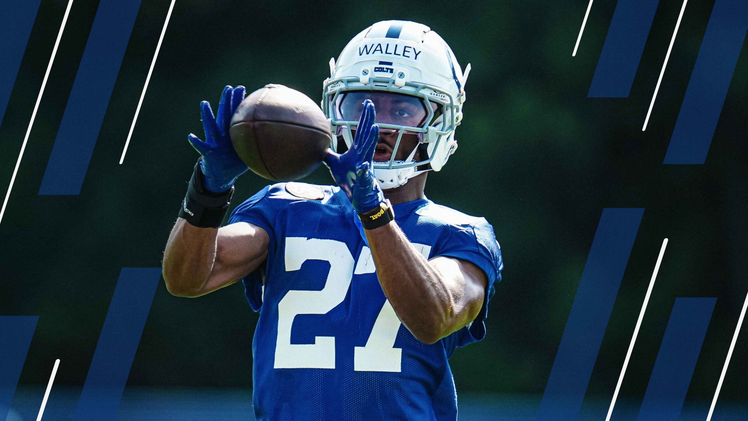 nfl-training-camp-roundup-highlights-storylines-aug-8-2025