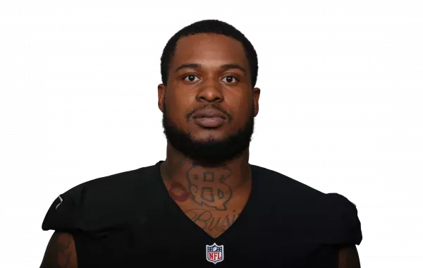 Darius Latham headshot
