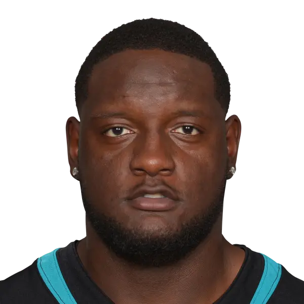 Cam Robinson headshot