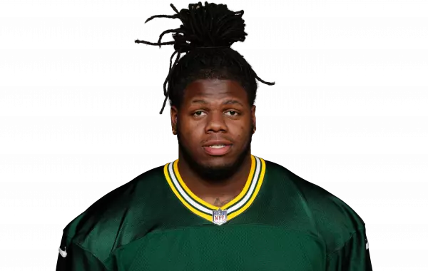 Izaah Lunsford headshot