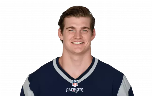 Sam Cotton headshot