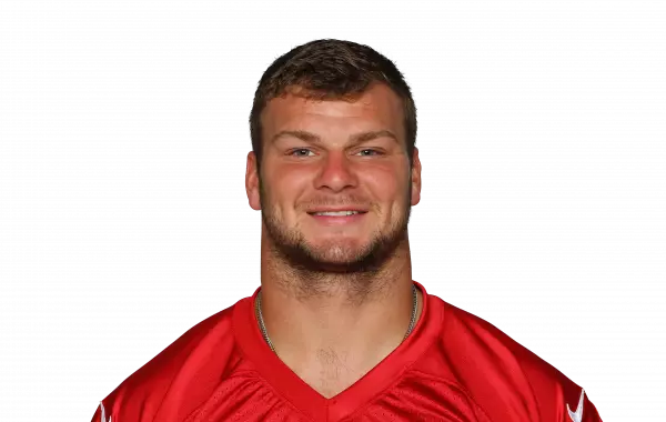 Tyler Renew headshot