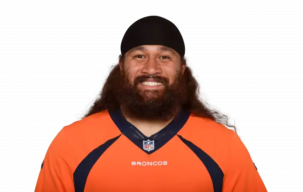 Domata Peko Sr. headshot