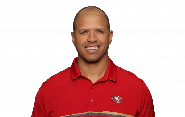 Miles Austin headshot