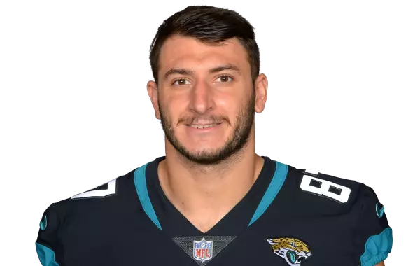Tyler Davis headshot