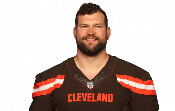 Joe Thomas headshot