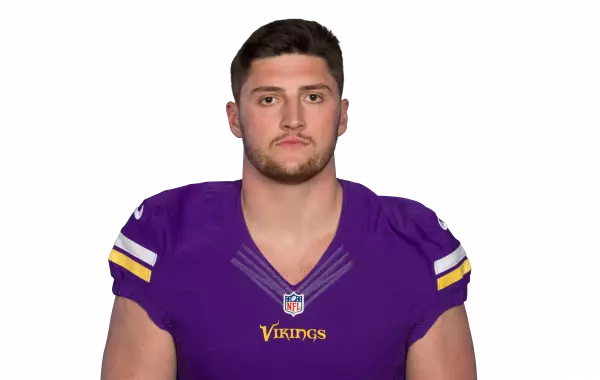 Sam McCaskill headshot
