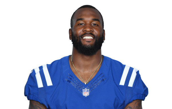 Colts LB Darius Leonard Earns PFF '2021 NFL Midseason All-Pro Second-Team'  Honors - Stampede Blue