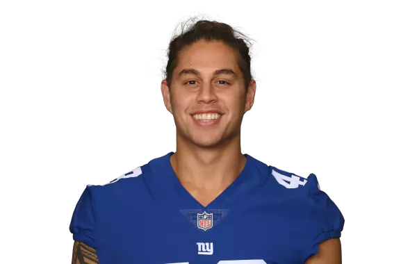 Josiah Tauaefa headshot