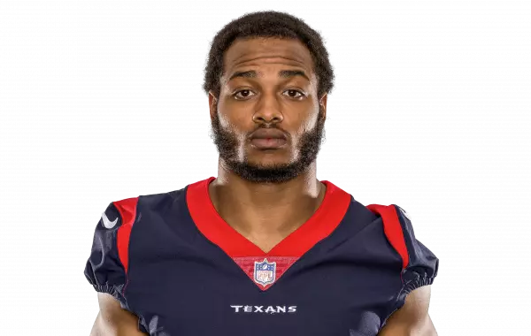 Xavier Woodson-Luster headshot