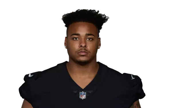 Darius Stills headshot