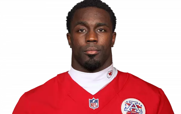 Stevie Brown headshot